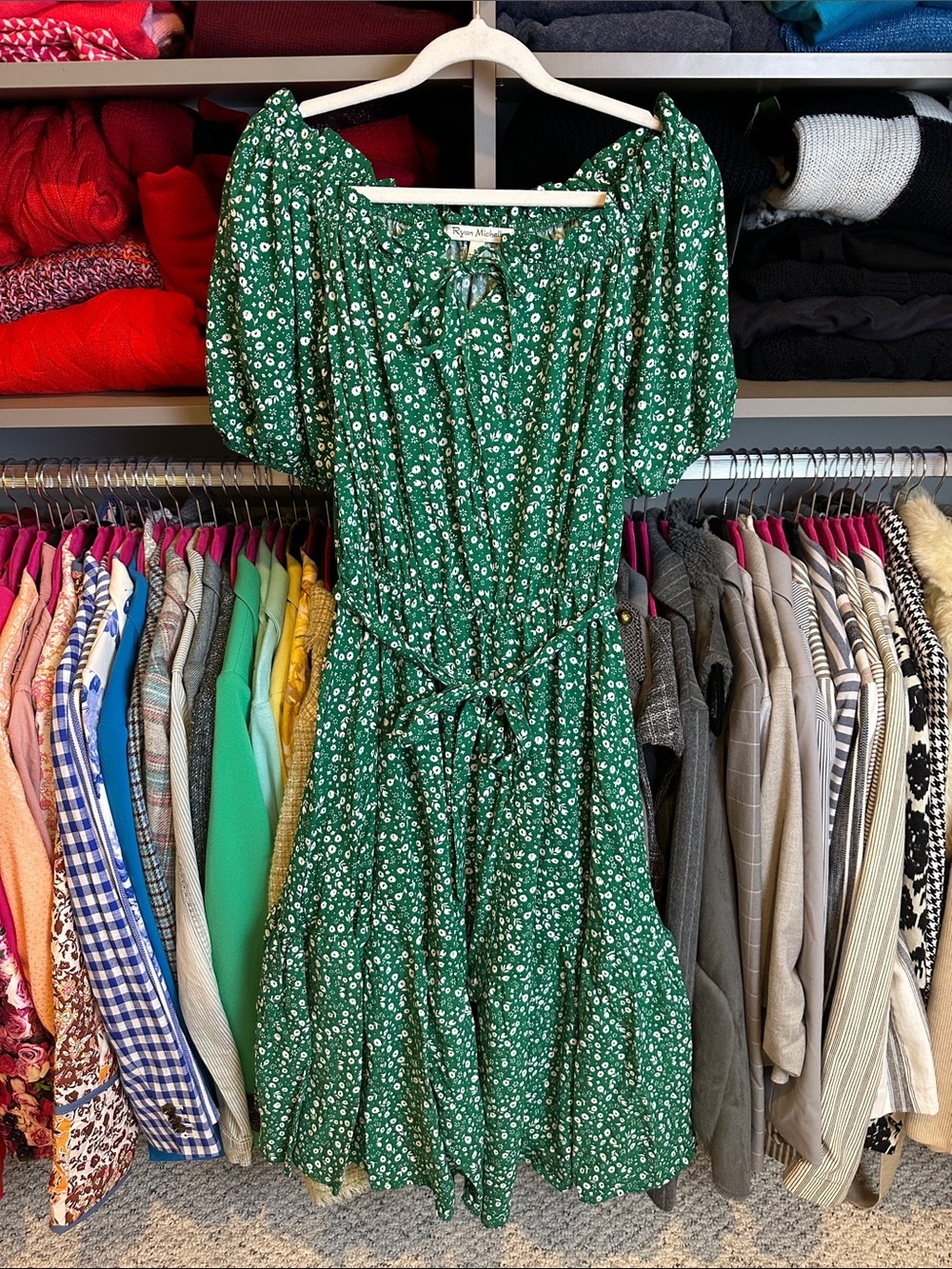 Ryan Michelle green/white floral short sleeve belted front tie midi dress size S